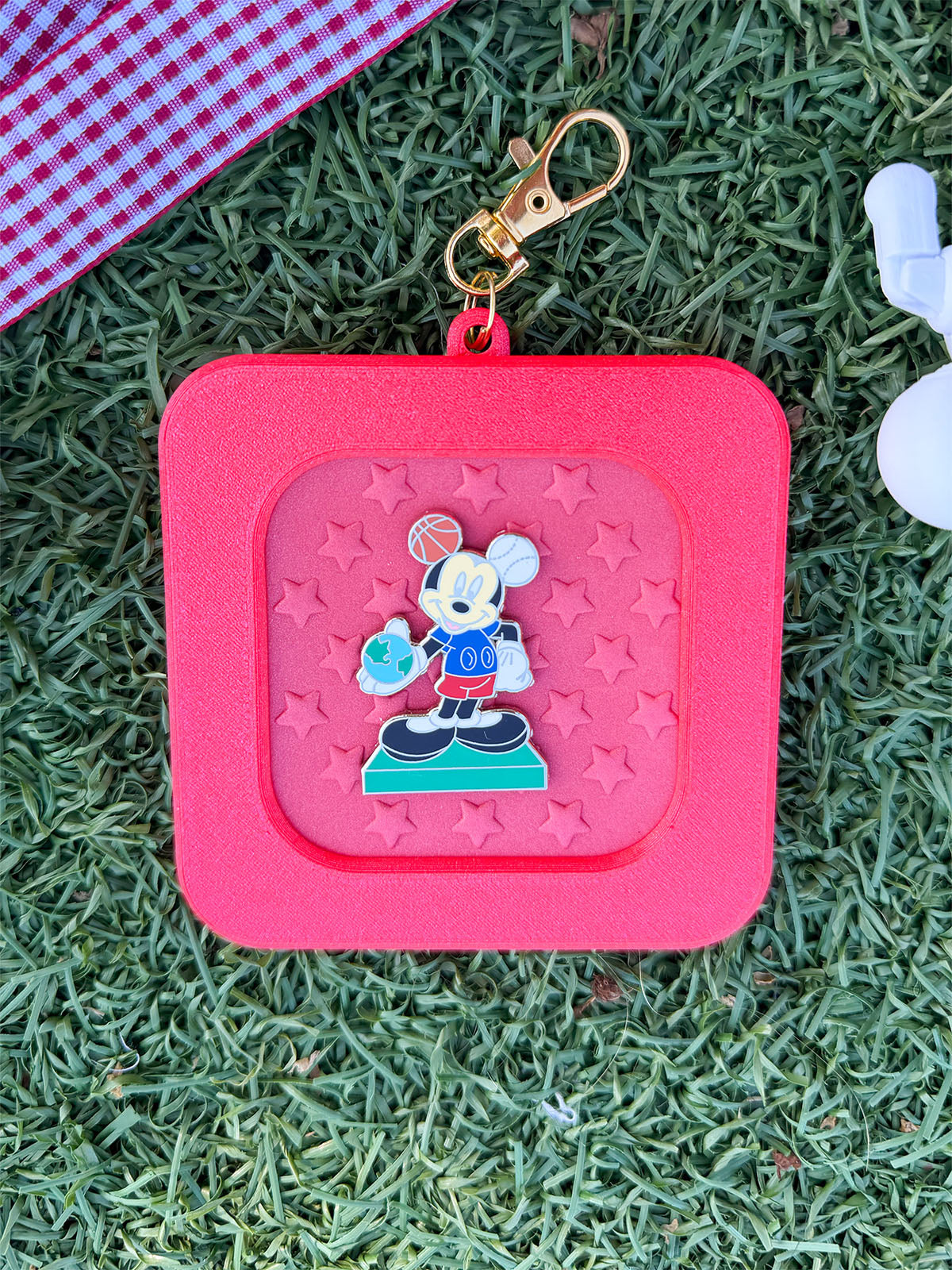 QT Keychain Pin Board Frame