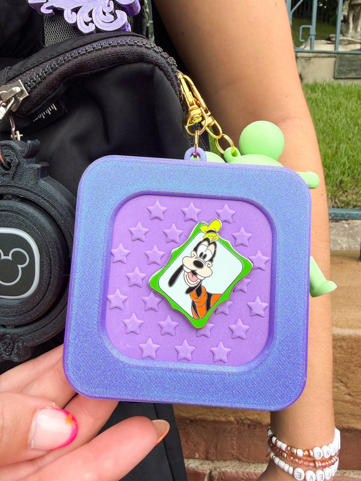 QT Keychain Pin Board Frame