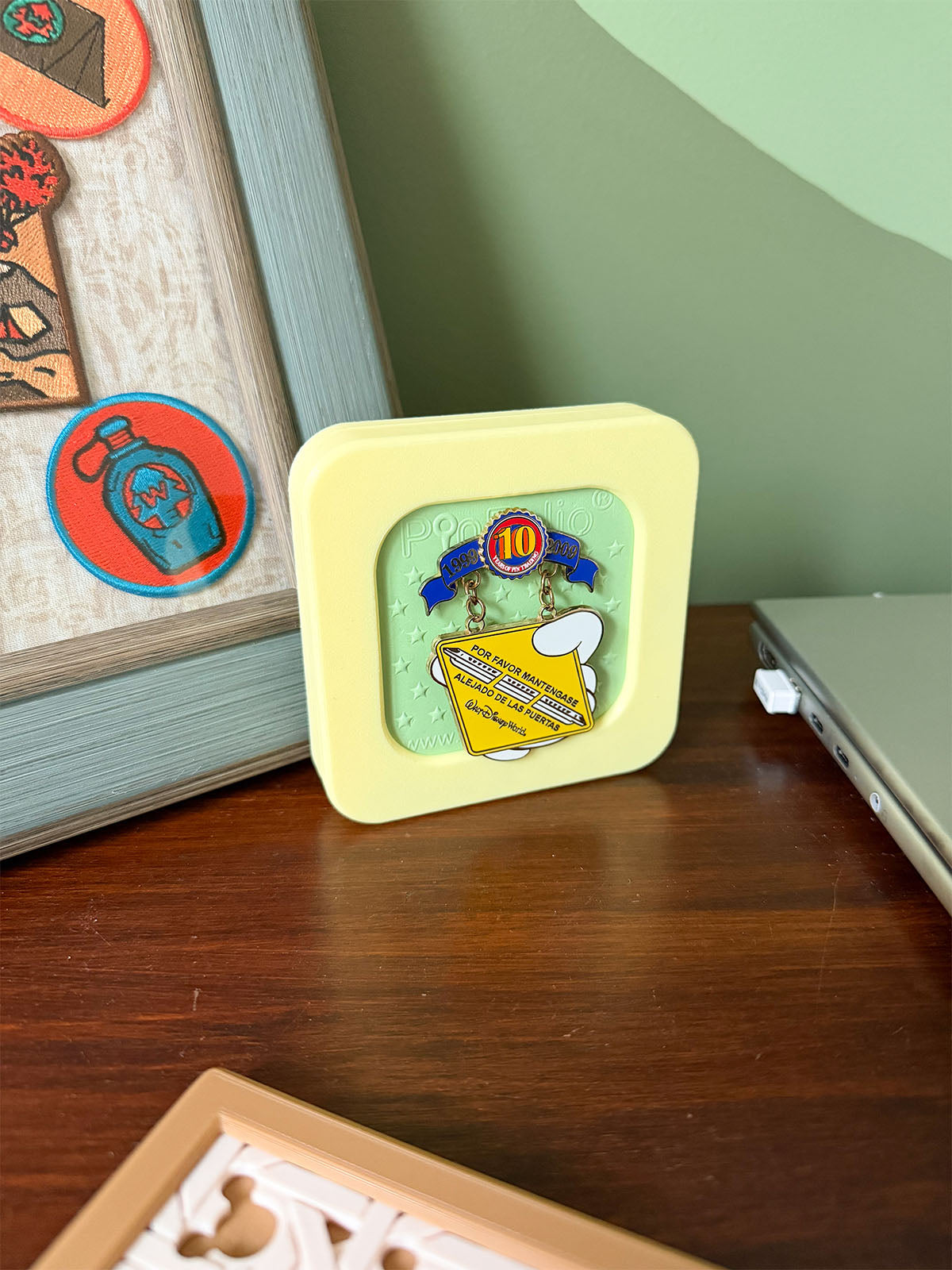 QT Pin Board Frame