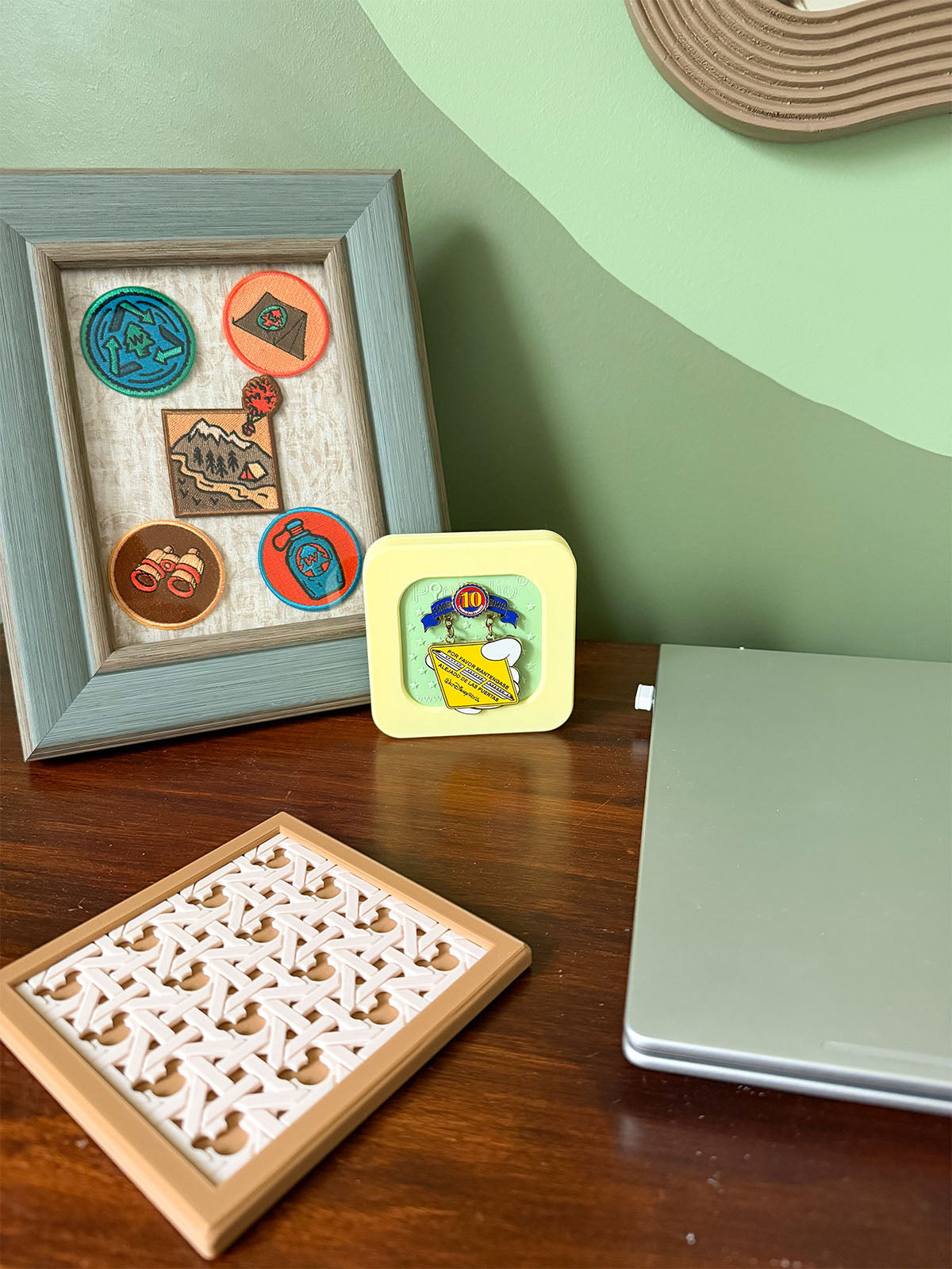 QT Pin Board Frame