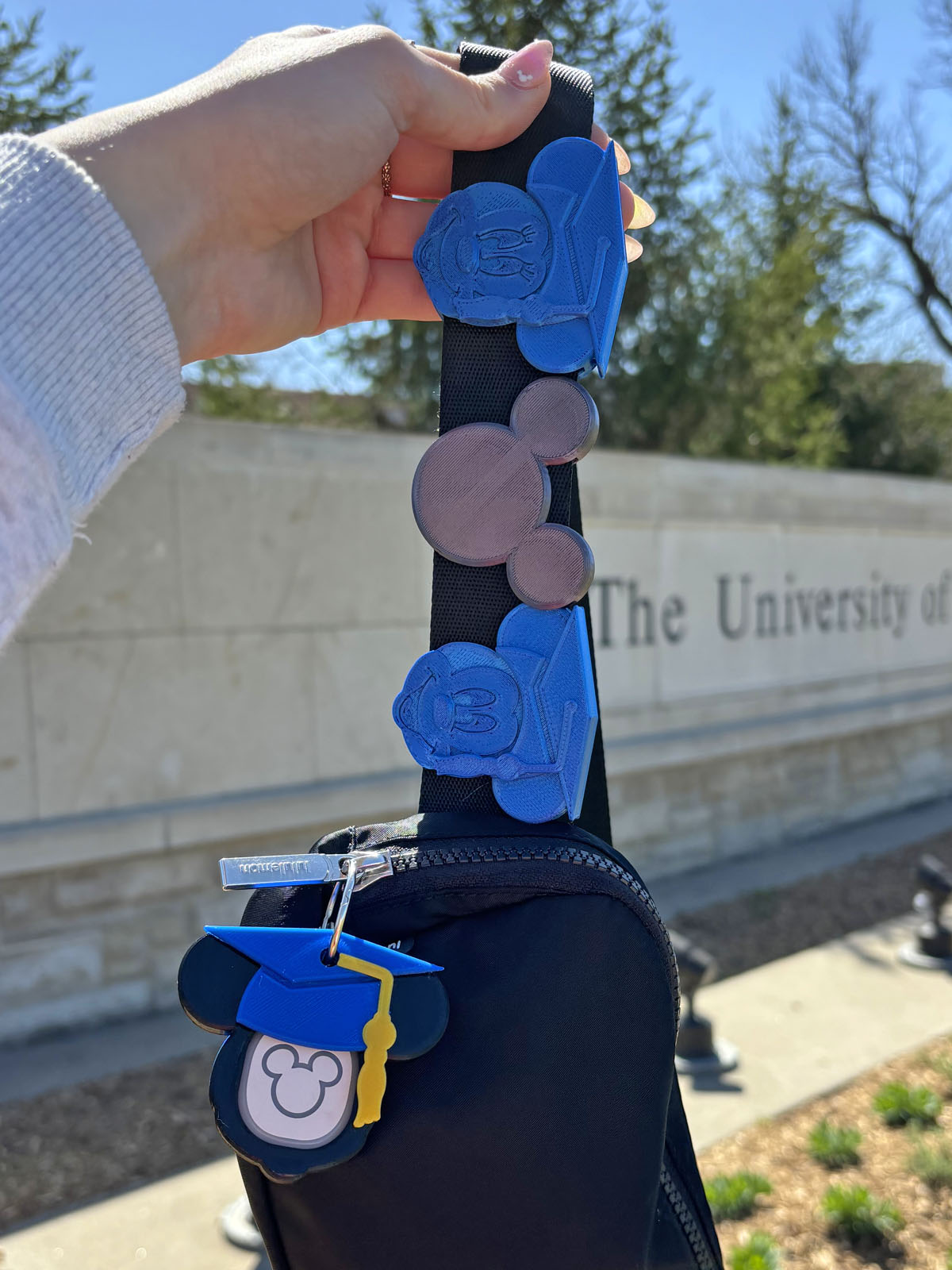 Grad Cap Magic Band Buddy