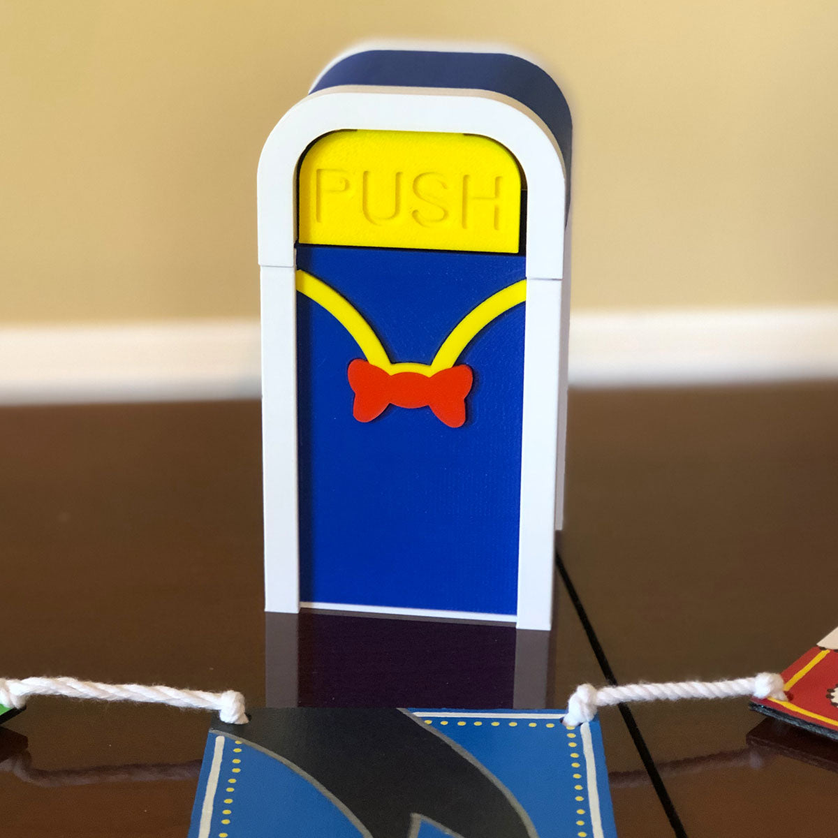 Sailor Duck Character Desktop Trash Can