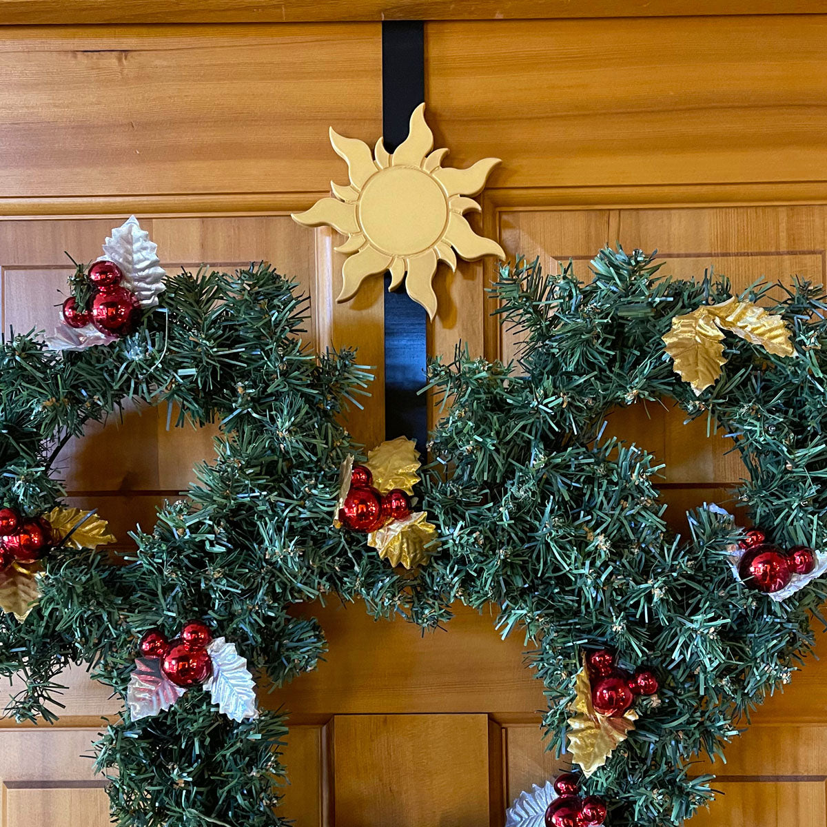 Christmas door wreath online hanger